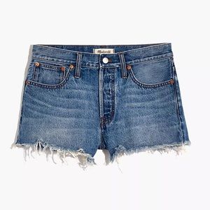 📍NWOT Madewell Relaxed Denim Shorts in Berriman Wash📍